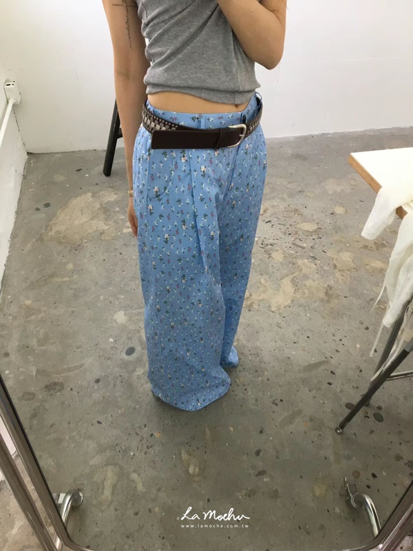 抓摺碎花寬褲
